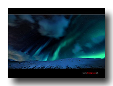 Nordlicht �ber den Bergen
